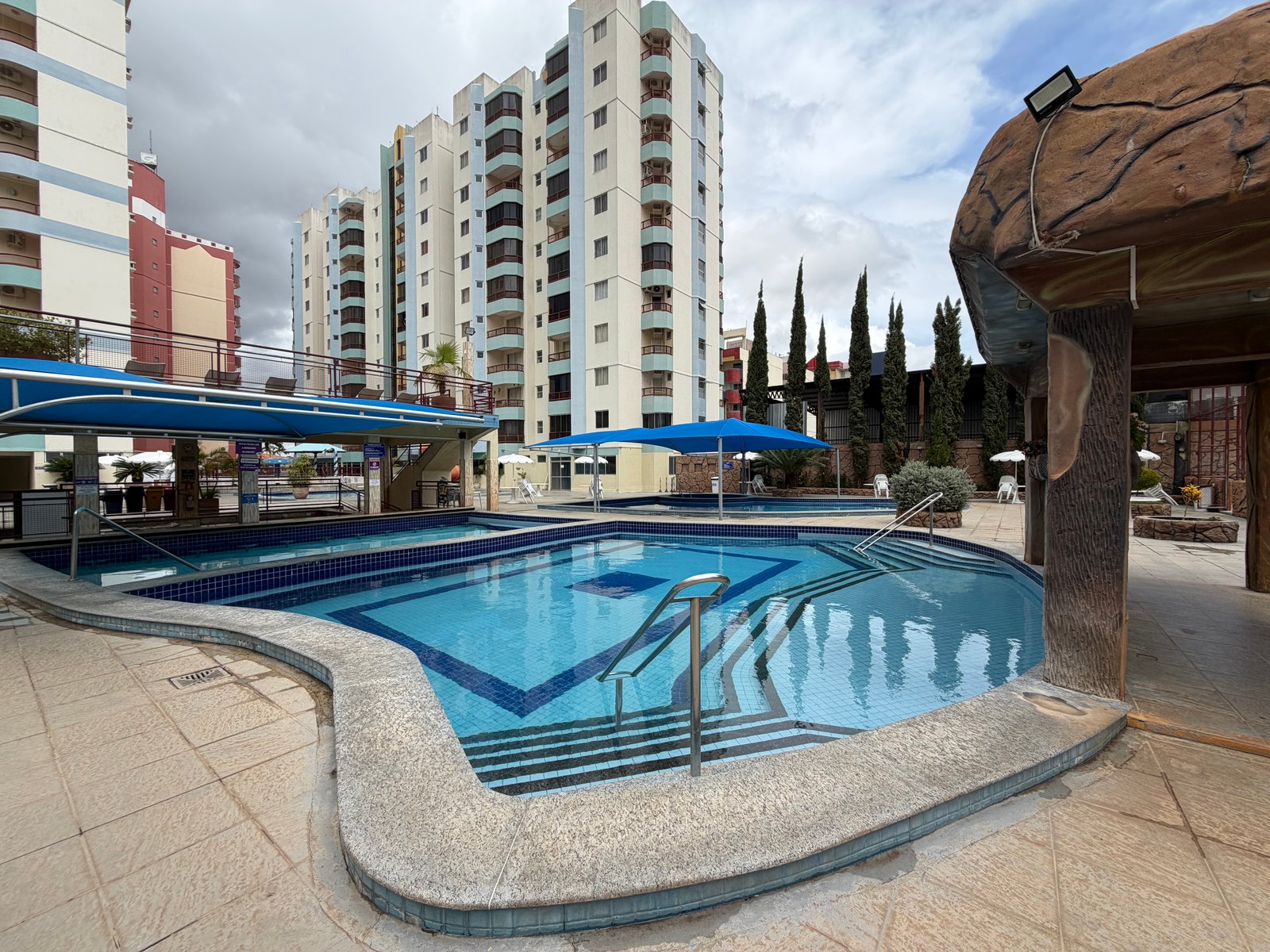 MILLENIUM RESIDENCE em CALDAS NOVAS - GO – condomínio para aluguel por temporada