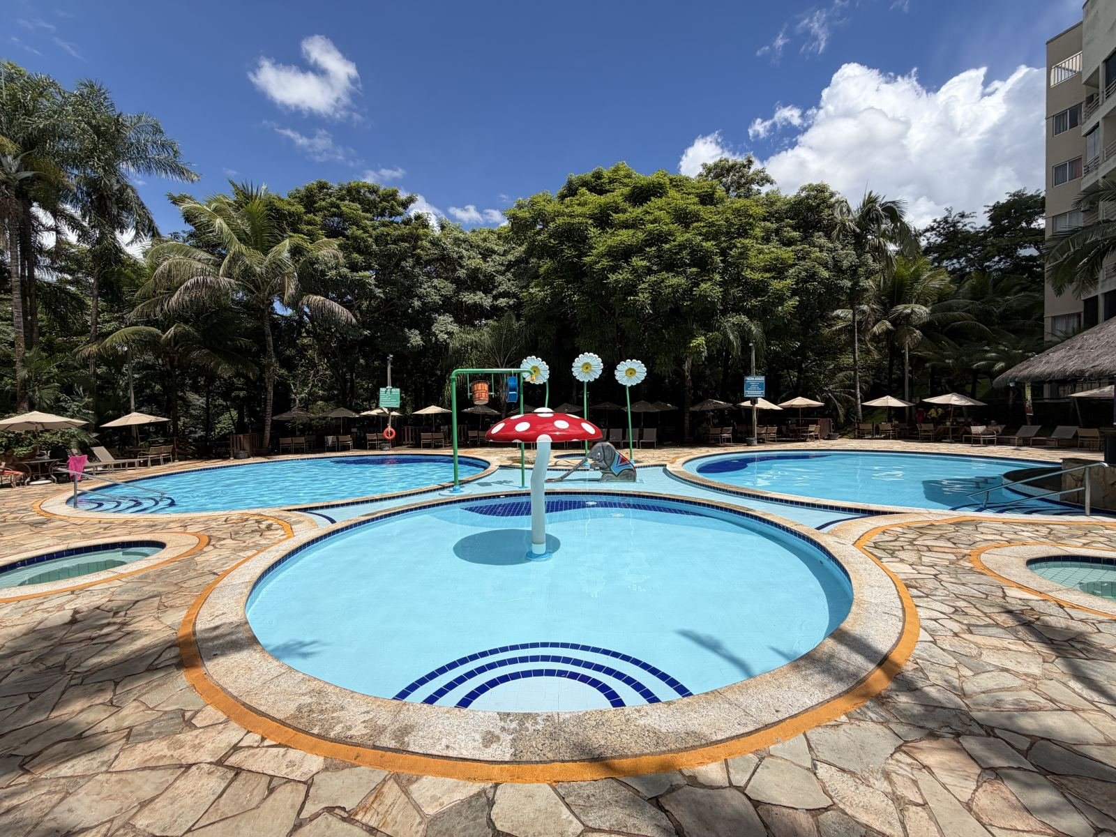 THERMAS PARADISE - RIO QUENTE em RIO QUENTE - GO – condomínio para aluguel por temporada