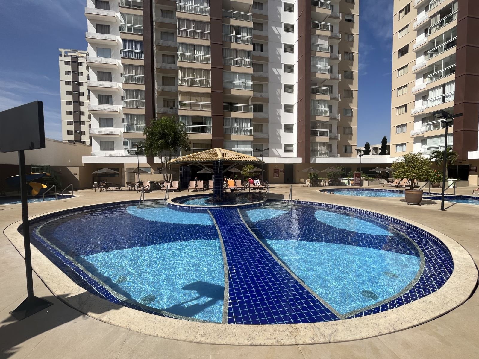 Condomínio CASA DA MADEIRA em CALDAS NOVAS GO