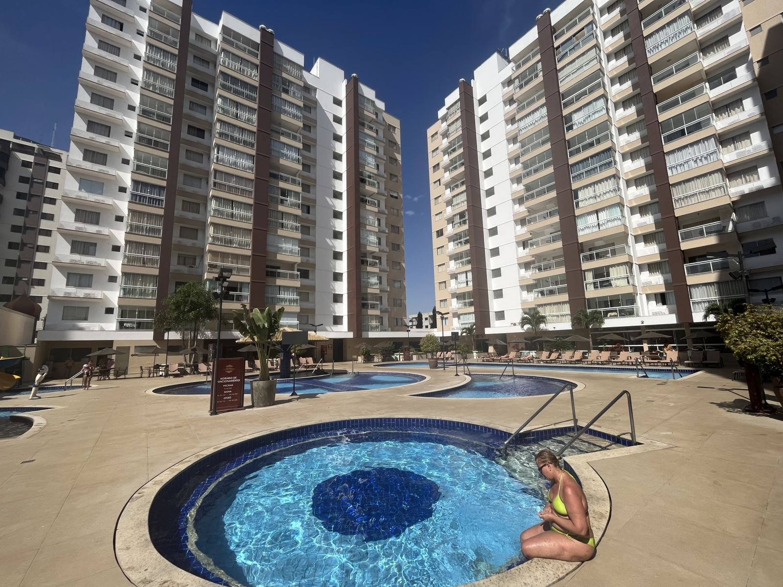 Condomínio CASA DA MADEIRA em CALDAS NOVAS GO