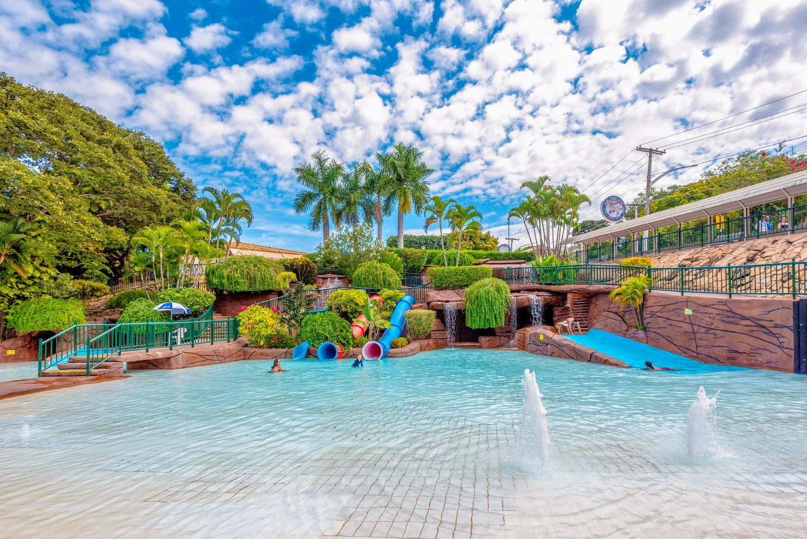 Fotos Condominio SPAZZIO DIROMA + PARQUES CALDAS NOVAS