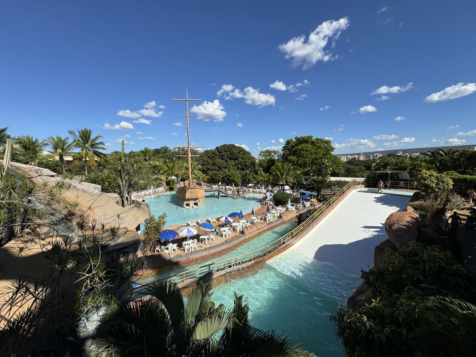 Fotos Condominio PIAZZA DIROMA + PARQUES CALDAS NOVAS