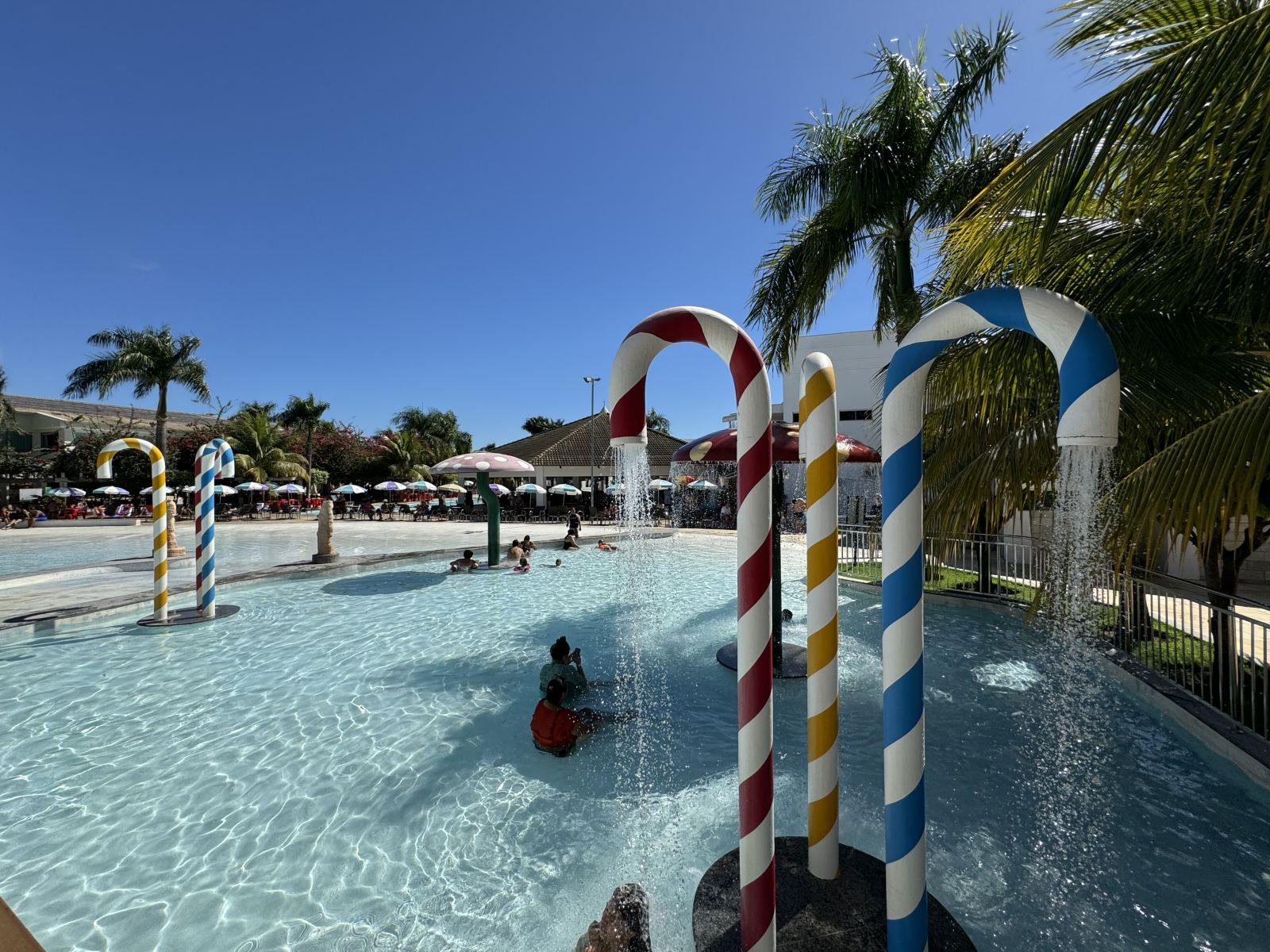 Fotos Condominio LACQUA DIROMA CALDAS NOVAS